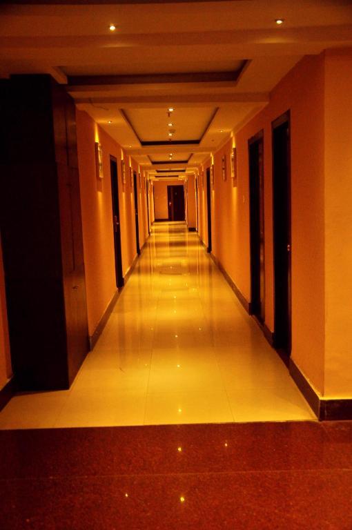 Astoria Hotel Kalkutta Exterior foto