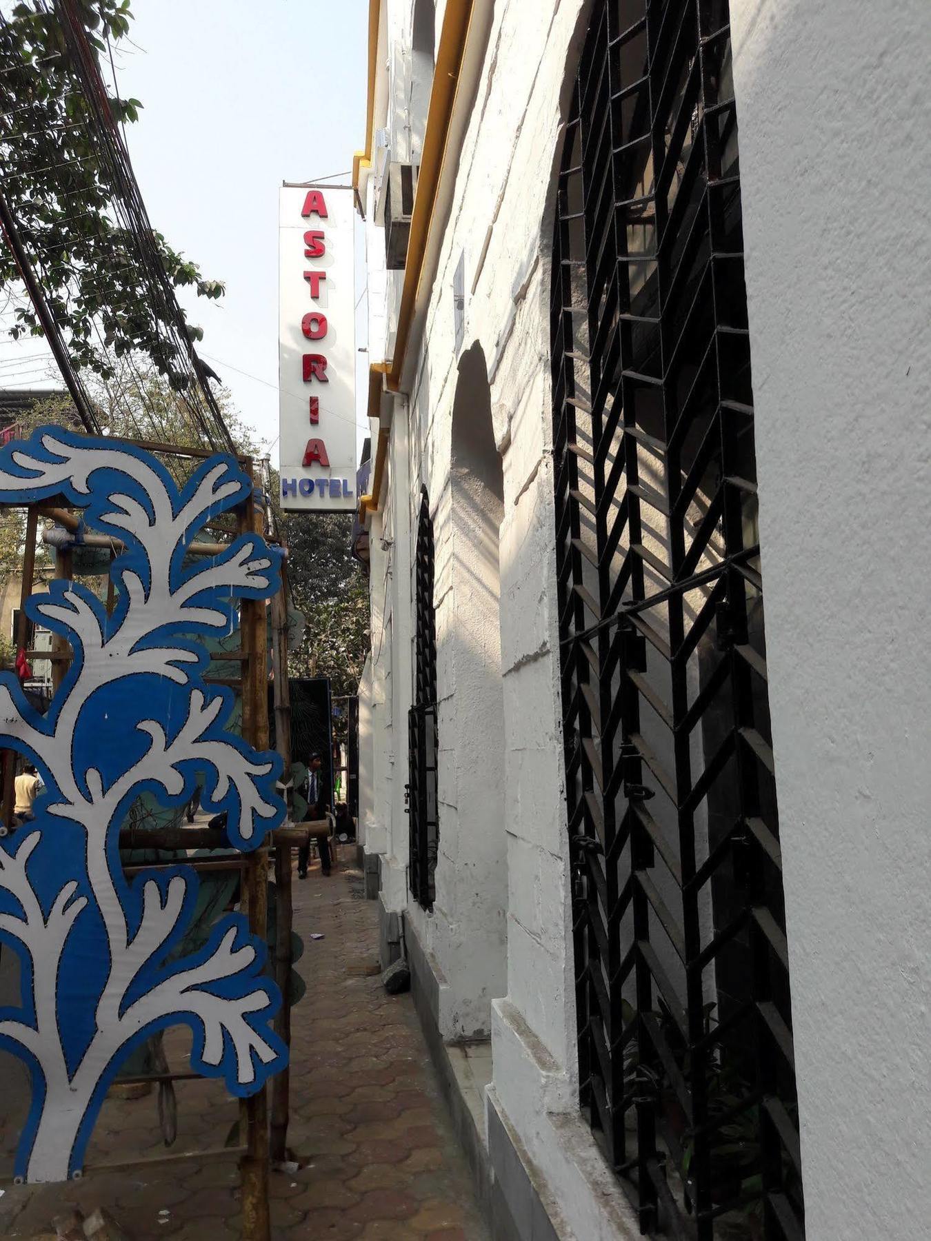 Astoria Hotel Kalkutta Exterior foto